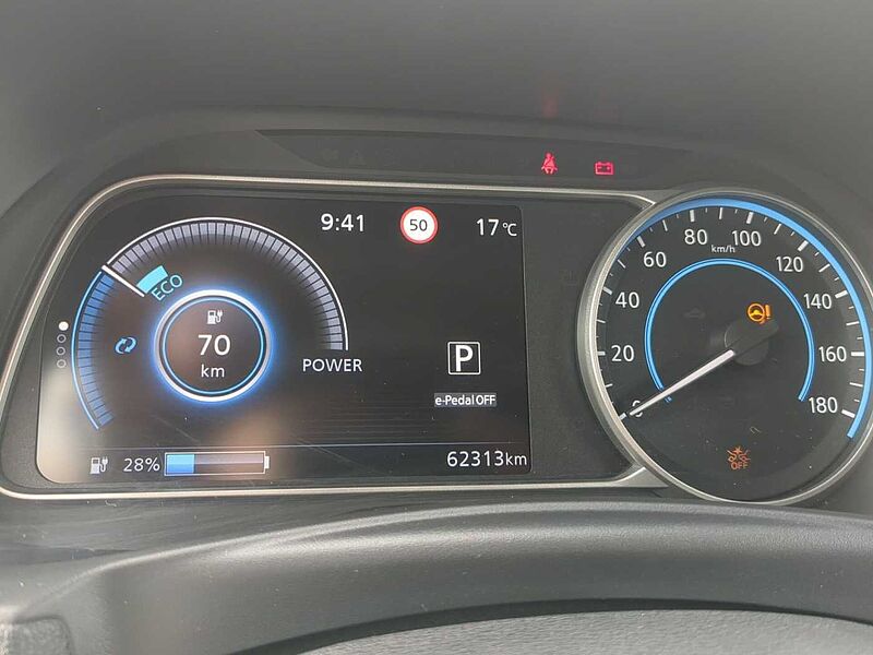 Nissan Leaf Tekna ACC AUT Navi LED Winterp. SpurH 360